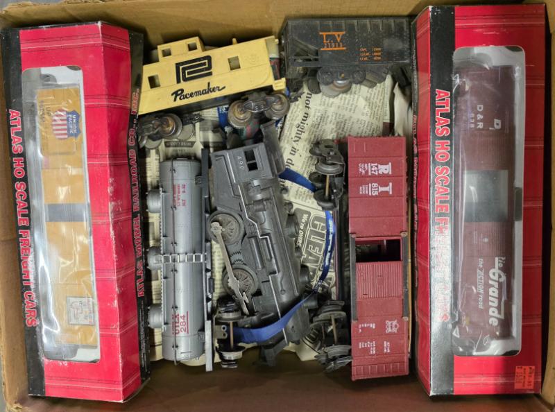 Sale Photo Thumbnail #25