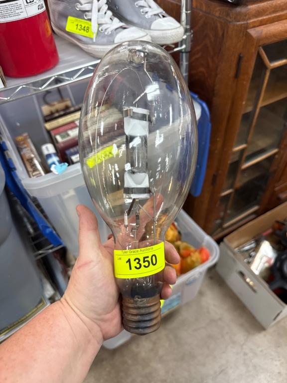 Sale Photo Thumbnail #400