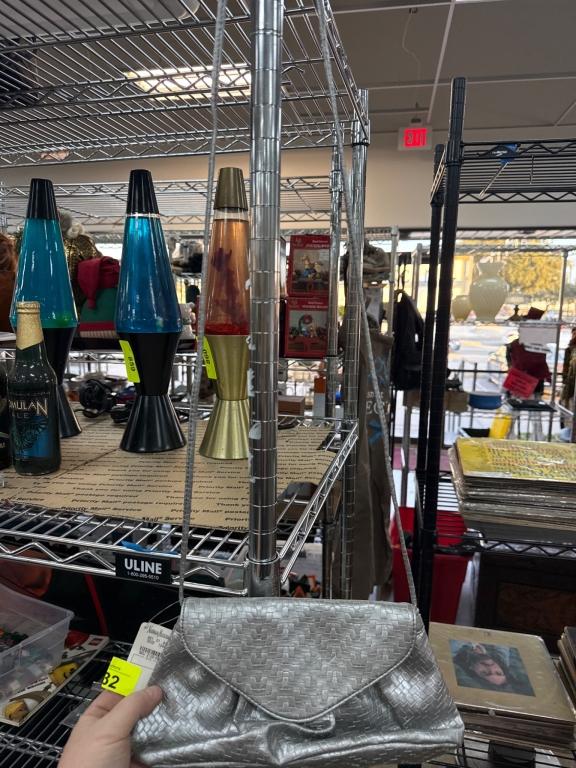 Sale Photo Thumbnail #382