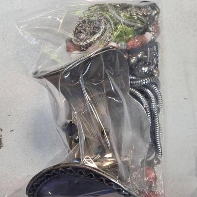 Sale Photo Thumbnail #60