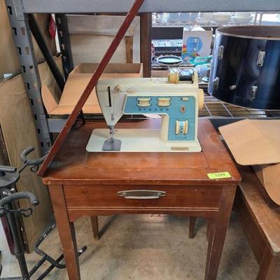 Sale Photo Thumbnail #259