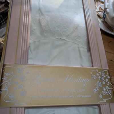 Vintage Wedding Dress with Veil – Boxed & Preserved for 50 Years (Size 10) 