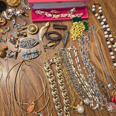 Sale Photo Thumbnail #12