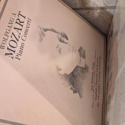 Sale Photo Thumbnail #145