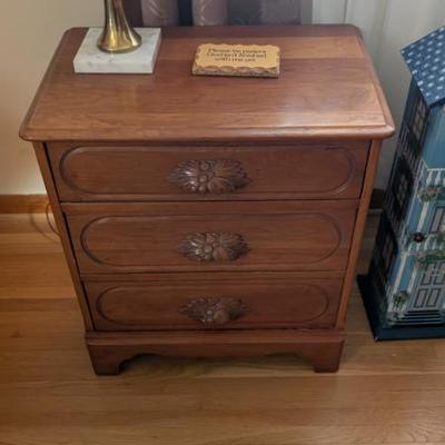 Sale Photo Thumbnail #537