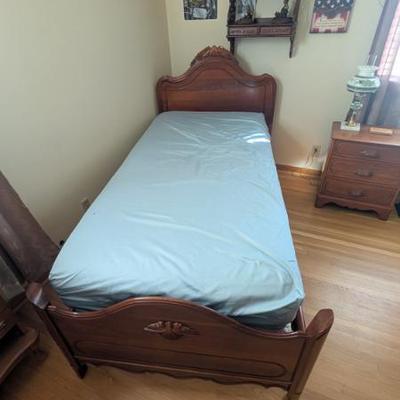 Sale Photo Thumbnail #524