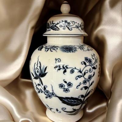 Sale Photo Thumbnail #129