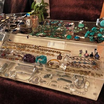 Sale Photo Thumbnail #229