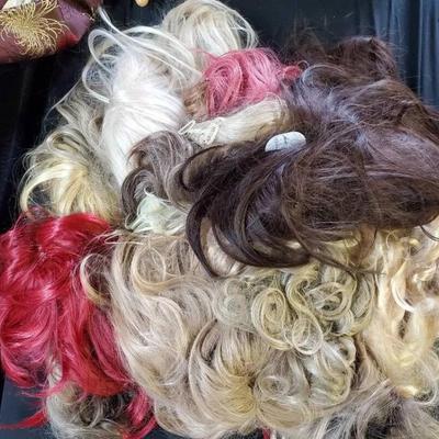 Mi203 assorted costume wigs
