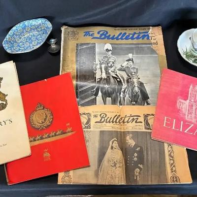 Mi196 historic queen mary elizabeth publications