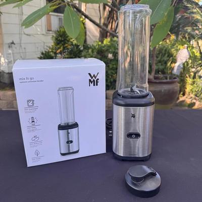 WMF Mix & Go Nutrient Extraction Blender 