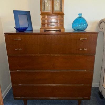 Sale Photo Thumbnail #146