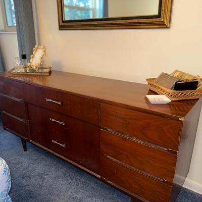 Sale Photo Thumbnail #152