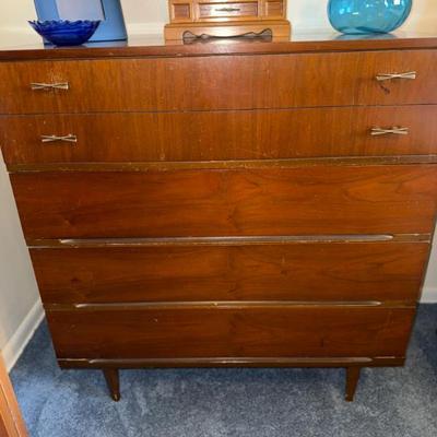 Sale Photo Thumbnail #151