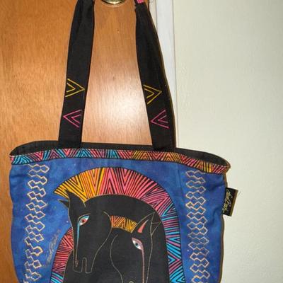 Sale Photo Thumbnail #140