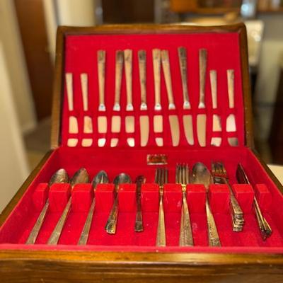 Sale Photo Thumbnail #177