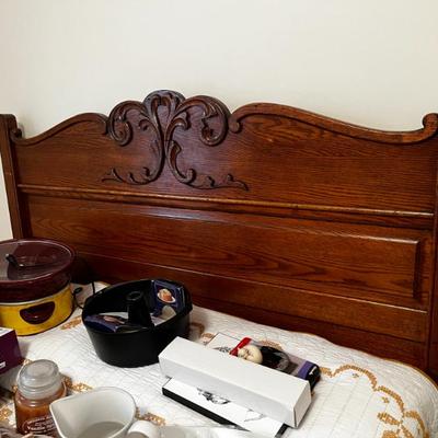 Sale Photo Thumbnail #48: Headboard, bedroom