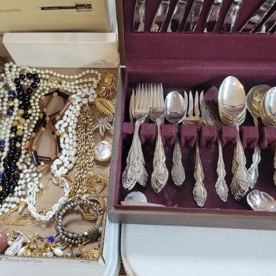 Sale Photo Thumbnail #74