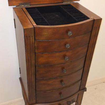 Sale Photo Thumbnail #118