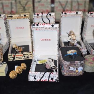 Sale Photo Thumbnail #169