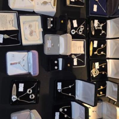 Sale Photo Thumbnail #162