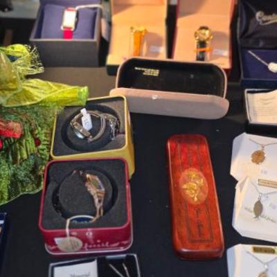 Sale Photo Thumbnail #163