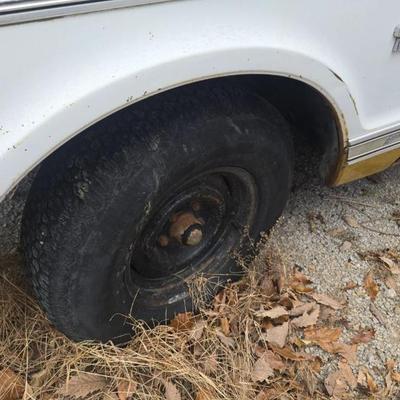 1972 
C10 no title, very little rust GMC 