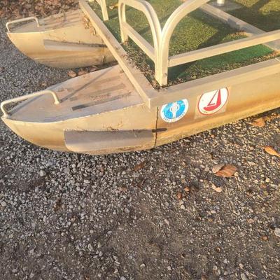 Sale Photo Thumbnail #18: Pontoon Boat 