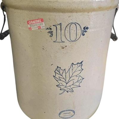 Sale Photo Thumbnail #128: Western Stoneware 10 gallon  crock