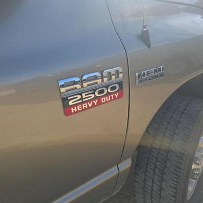 Sale Photo Thumbnail #4: 2009 Dodge truck 5.7 Hemi 164,000 miles