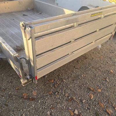 Sale Photo Thumbnail #29: Utility trailer