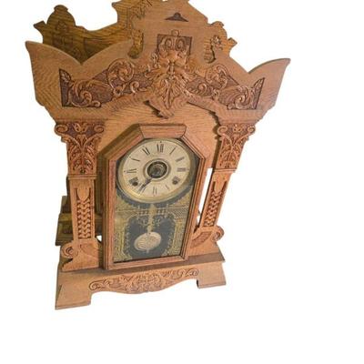 Sale Photo Thumbnail #137: Mantle clock