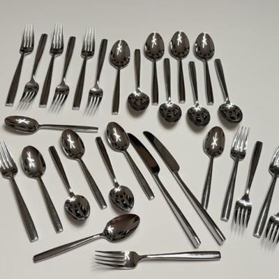 Sale Photo Thumbnail #96