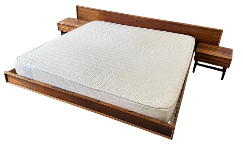 Sale Photo Thumbnail #128