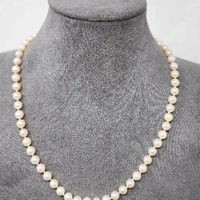 Cultured Pearl Necklace With 14k Gold Clasp