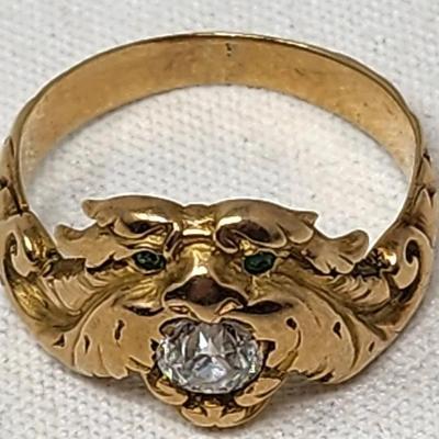 14k Gold Lion Ring With Diamond
