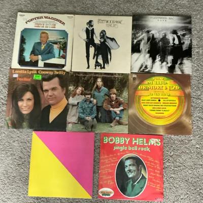 Lot of 8 Vintage Vinyl Records – Fleetwood Mac, Loretta Lynn/Conway Twitty & More
