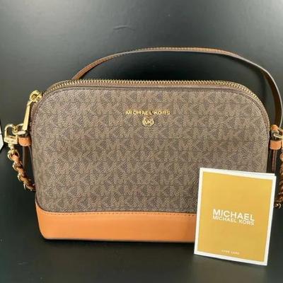 Michael Kors Signature Crossbody Bag – Brown/Acorn with Gold Hardware
