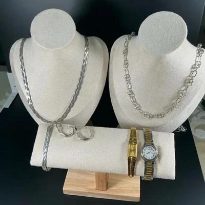 Sterling Silver Set With Watches And Necklace 