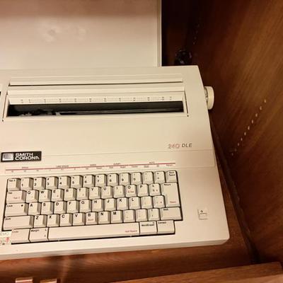 Sale Photo Thumbnail #100