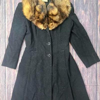 "Betty Rose" Coat with Fur Collar