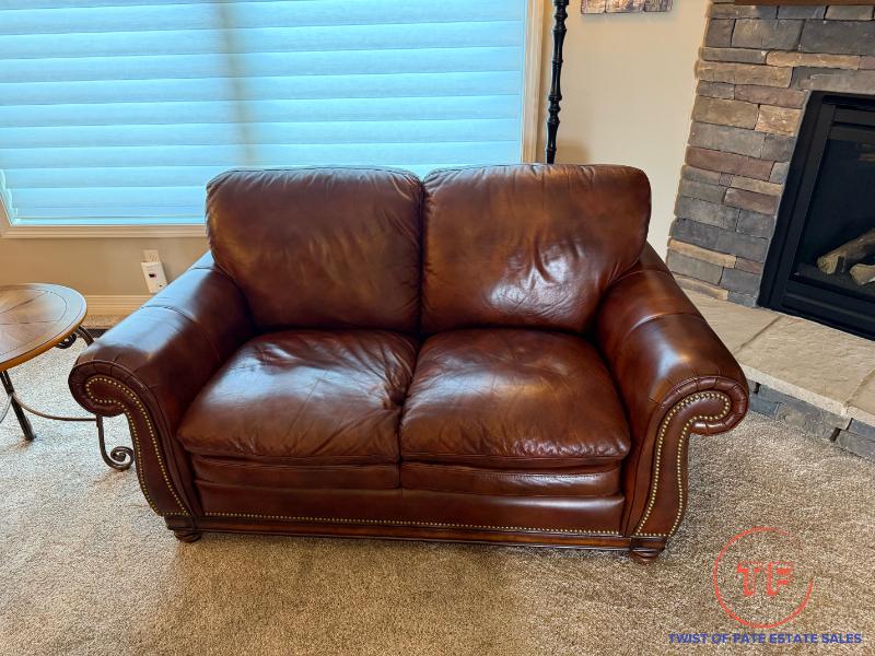 Sale Photo Thumbnail #38