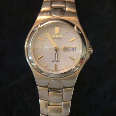 Sale Photo Thumbnail #82: Citizen Gold-Tone Eco Drive Watch