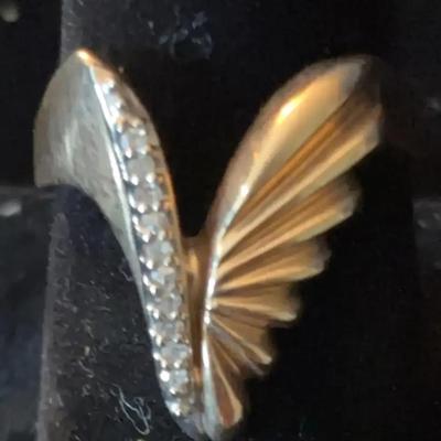 Sale Photo Thumbnail #111: 14Kt. Yellow Gold Fashion Ring w/ Diamonds