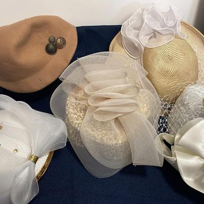 Sale Photo Thumbnail #54: Vintage Hats 