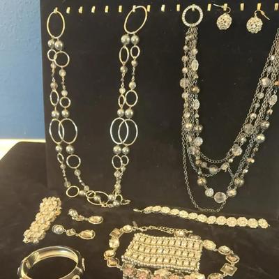 Sale Photo Thumbnail #66: Costume Jewelry: Black/Silver Jewelry 