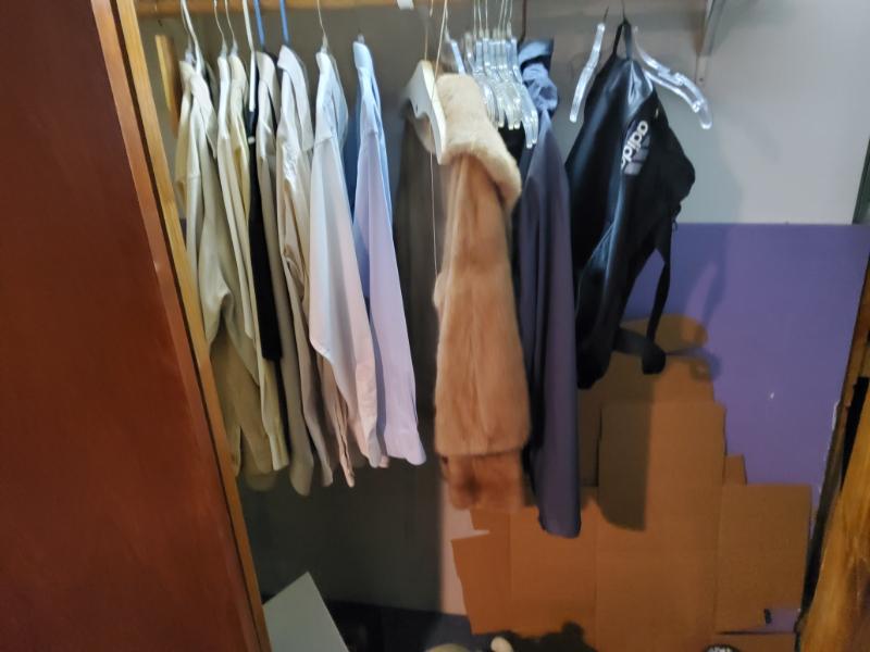 Sale Photo Thumbnail #17