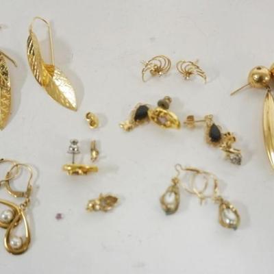 Sale Photo Thumbnail #199: 1191	ASSORTED GOLD OR GOLD TONE EARRINGS AS FOUND, SOME MARKED, 9.95 DWT
