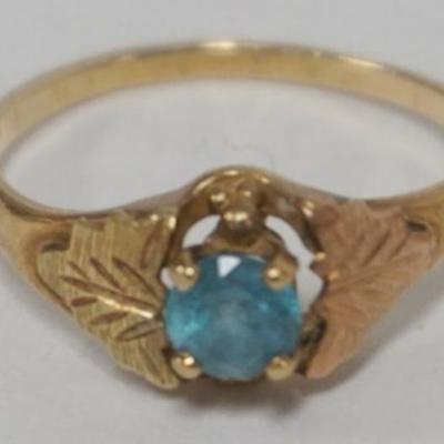 Sale Photo Thumbnail #171: 1163	14K GOLD BLUE TOPAZ STONE LADIES RING, APPROXIMATE SIZE 8 3/4, 1.67 DWT INCLUDING STONE
