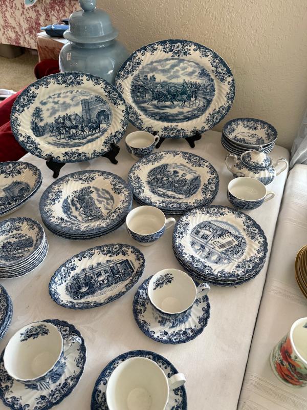 Sale Photo Thumbnail #3